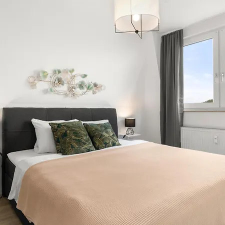 Luniq - Eden 1 Uerdingen - Zentrale Lage - Klima - 15 Min Zur Messe & Flughafen Duesseldorf - 4 Gaeste Apartmán