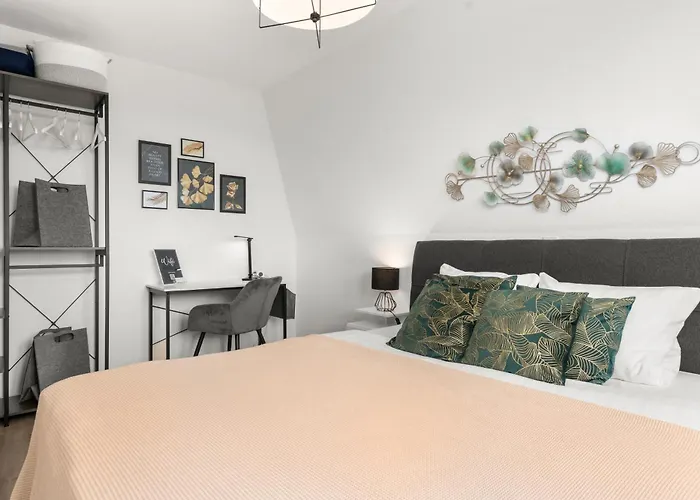 Apartment Design In Rheinnähe I Netflix I Küche Krefeld